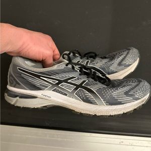 ASICS GT2000 Running Shoes Size 11